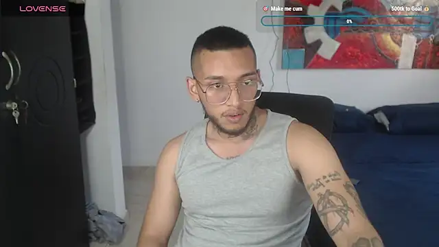 LucaVanden online show from October 29, 9:40 pm