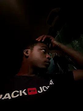 negrinho5 online show from November 3, 8:43 pm