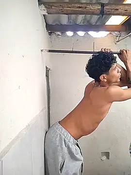 Alex Sweeting online show from March 17, 5:26 pm