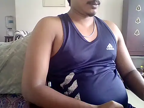 Lycan1993 online show from November 17, 5:43 am