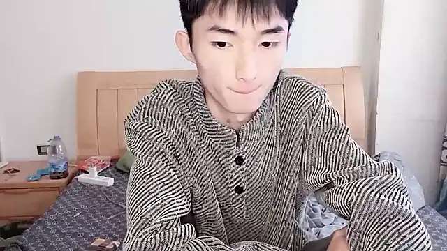 N228 online show from December 5, 6:53 am