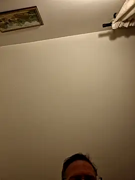 English1976 online show from October 28, 6:54 pm