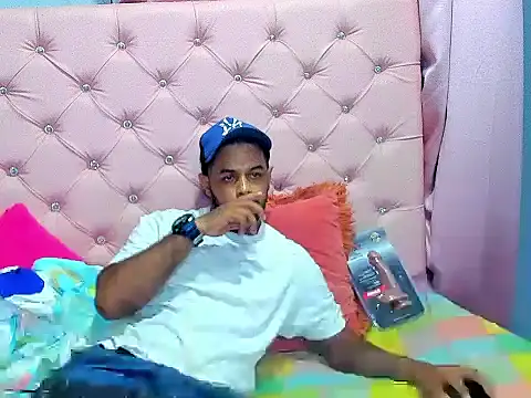 LeoAndNataly online show from November 5, 3:19 am