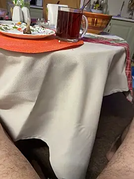 jony1993su online show from January 8, 8:47 pm