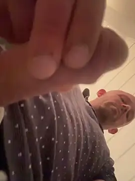 superbertok online show from November 13, 5:39 pm