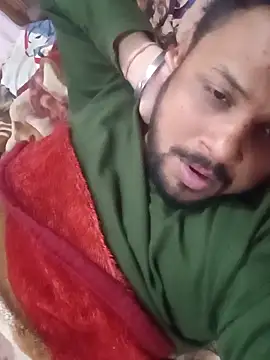 itzSameer1 online show from December 16, 2:40 am