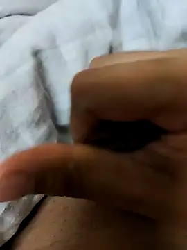 Sexy Kashish11 online show from December 5, 7:43 pm