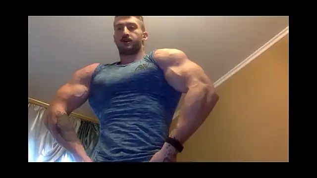 ReggieRug online show from November 4, 12:28 pm