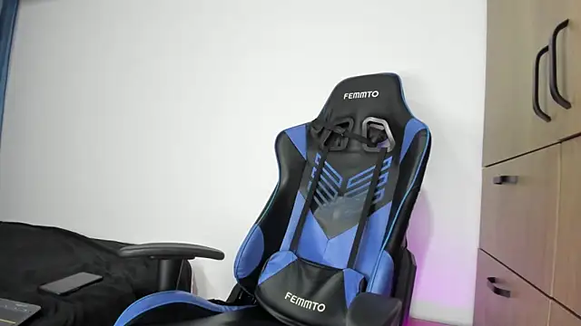 dorman boy online show from November 14, 5:32 am