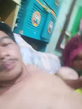 sandy300420 online show from October 31, 8:01 pm