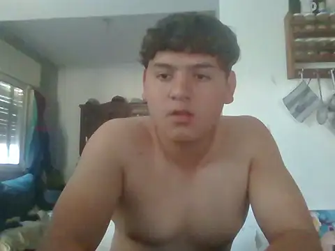 Myboy0020 online show from February 13, 8:25 pm