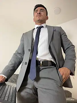 Chris Clarck online show from November 11, 8:36 pm