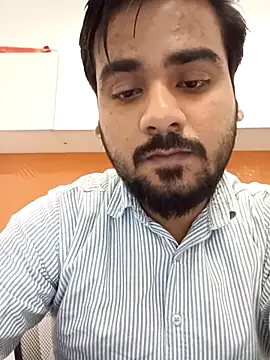 naughtyboyjii online show from December 3, 7:47 am