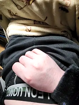 yuyuyu23565 online show from November 24, 12:39 pm