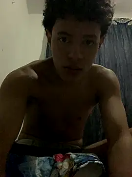 santicastroles online show from November 8, 3:32 am