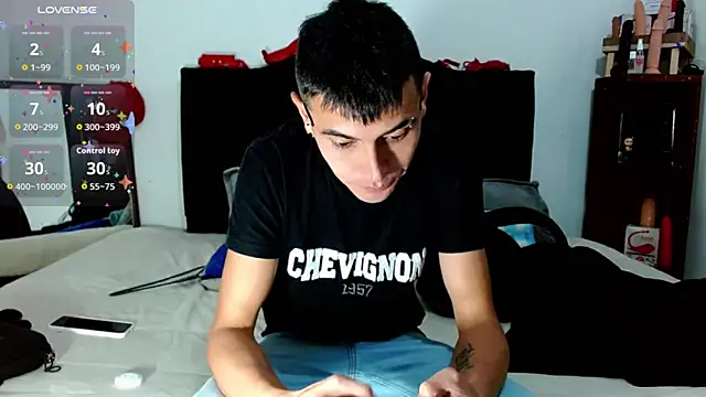 will and alex online show from March 30, 7:48 pm