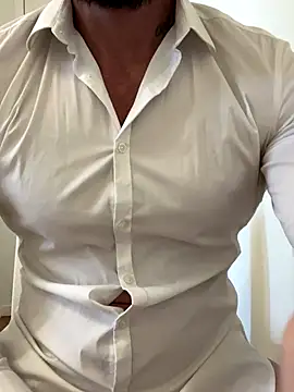 hommedure75 online show from November 4, 11:33 am