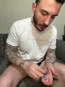 snncdgn online show from March 25, 9:52 pm