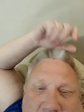 Jbirdb800 online show from November 6, 4:54 pm