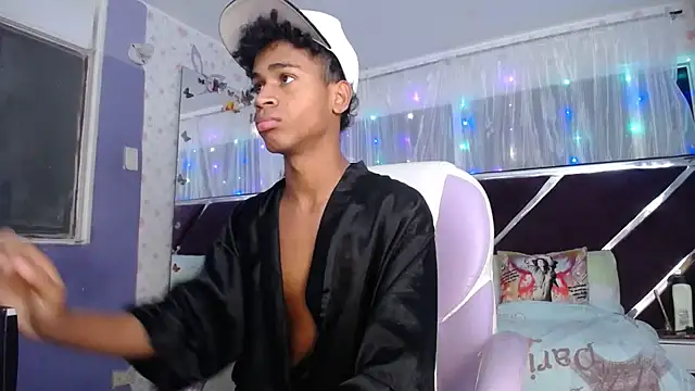 Santy bigcock 01 online show from May 1, 10:07 am