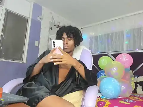 Santy bigcock 01 online show from December 17, 12:23 pm