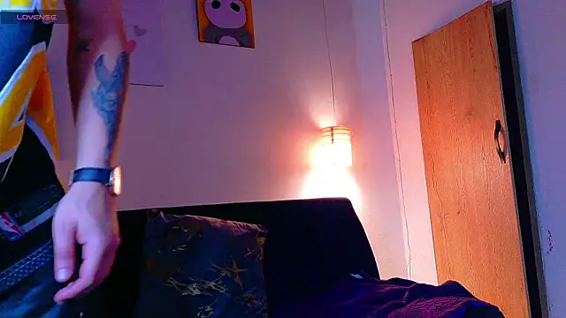 latiin boy21 online show from November 7, 5:49 pm