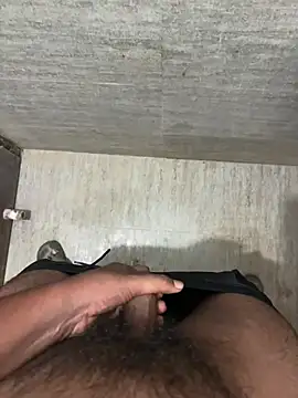 harshareddy2003 online show from April 3, 8:05 pm