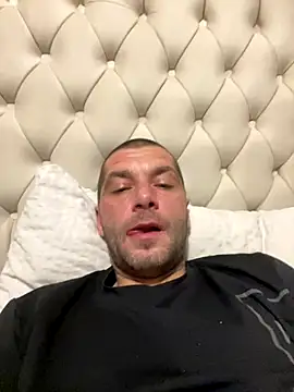 Kinkycouple142 online show from November 17, 6:11 pm