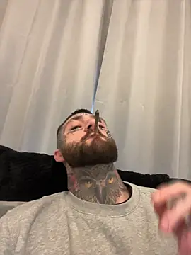 magicmichaell online show from March 27, 3:35 pm