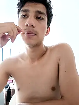 lulu sexyboy online show from December 15, 7:44 pm