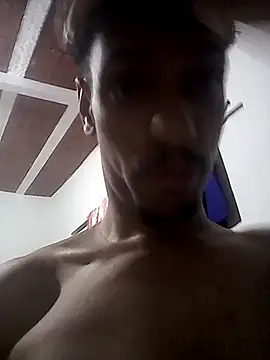 EdinhoMG online show from November 11, 2:05 am