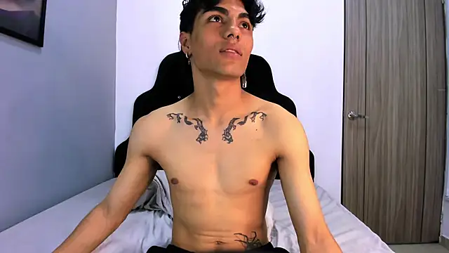 MattFiore online show from December 5, 7:21 pm