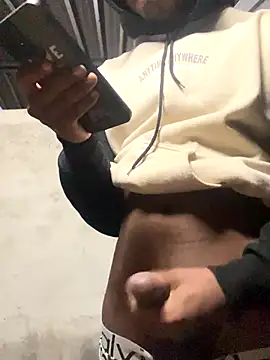 banty05 online show from November 18, 4:33 pm