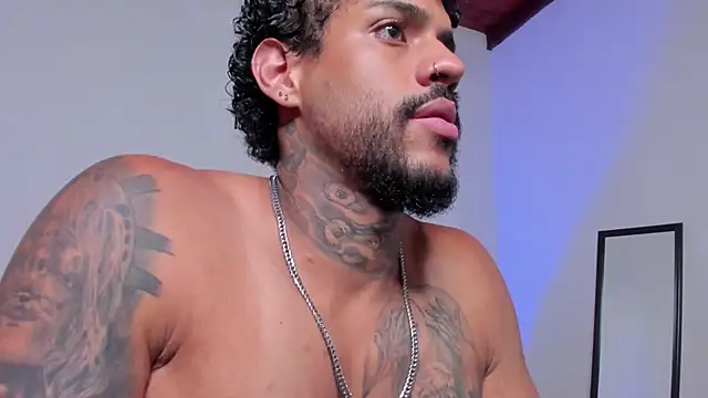 LuigiVitale 1 online show from March 22, 8:30 am