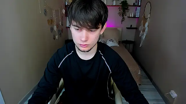 AlejandroEllias online show from February 28, 10:47 am