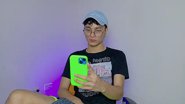 andrew dann online show from November 28, 3:53 am