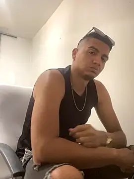 lester rose online show from November 19, 4:51 pm