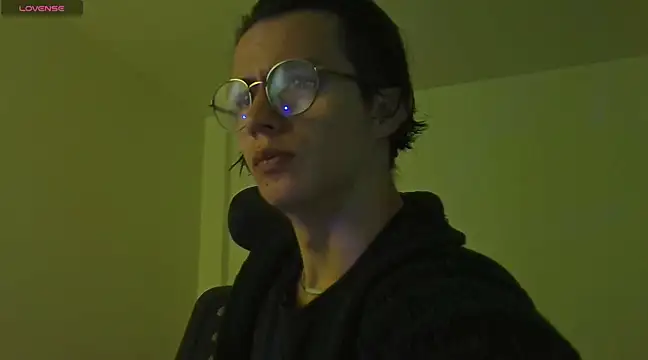 Brandon starkk online show from April 11, 11:14 am