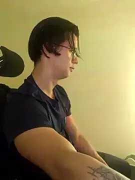 Brandon starkk online show from April 3, 12:46 pm