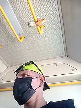 juunioreest online show from January 9, 6:46 pm