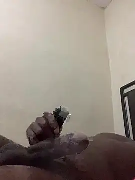 laperson online show from April 16, 11:10 am