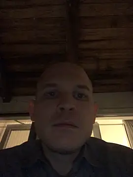 Spielzeugtwink online show from March 7, 7:22 pm