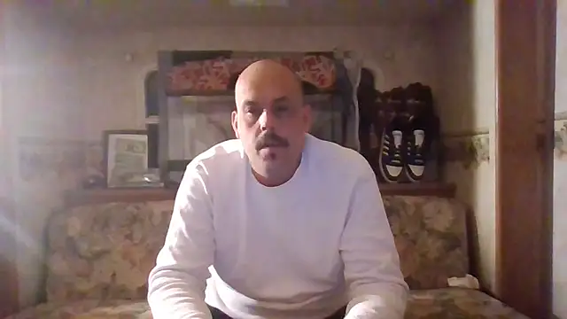 BigriskDaddy92 online show from February 13, 1:49 pm