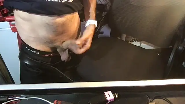 SinlessFreedom7 online show from February 5, 3:52 pm