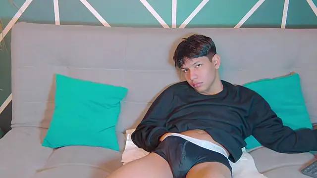 Liam Sinclair online show from December 19, 1:08 pm