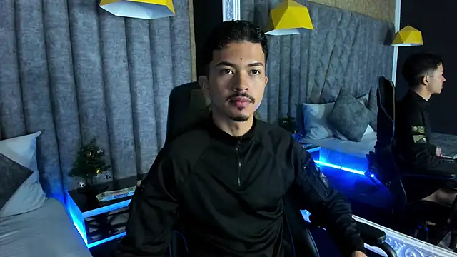 NicolaiKarav online show from December 21, 12:02 pm