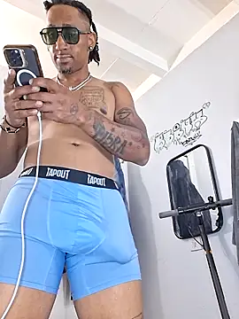 MTheRealrDLlongCrippler online show from March 11, 12:34 pm