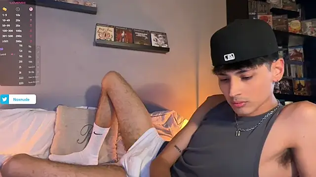 noxnude online show from March 6, 10:40 pm