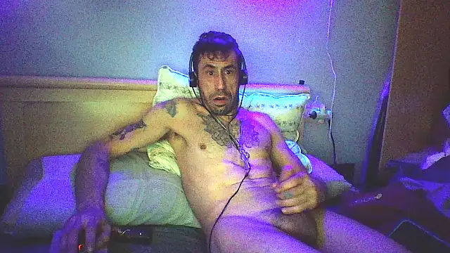 dura87 online show from March 26, 7:34 am