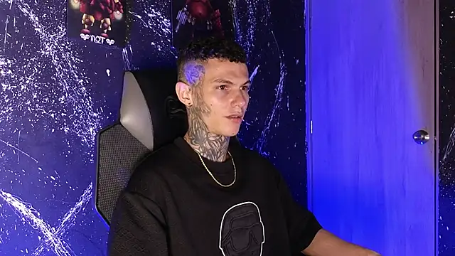 Paulo 527 online show from December 4, 4:52 am